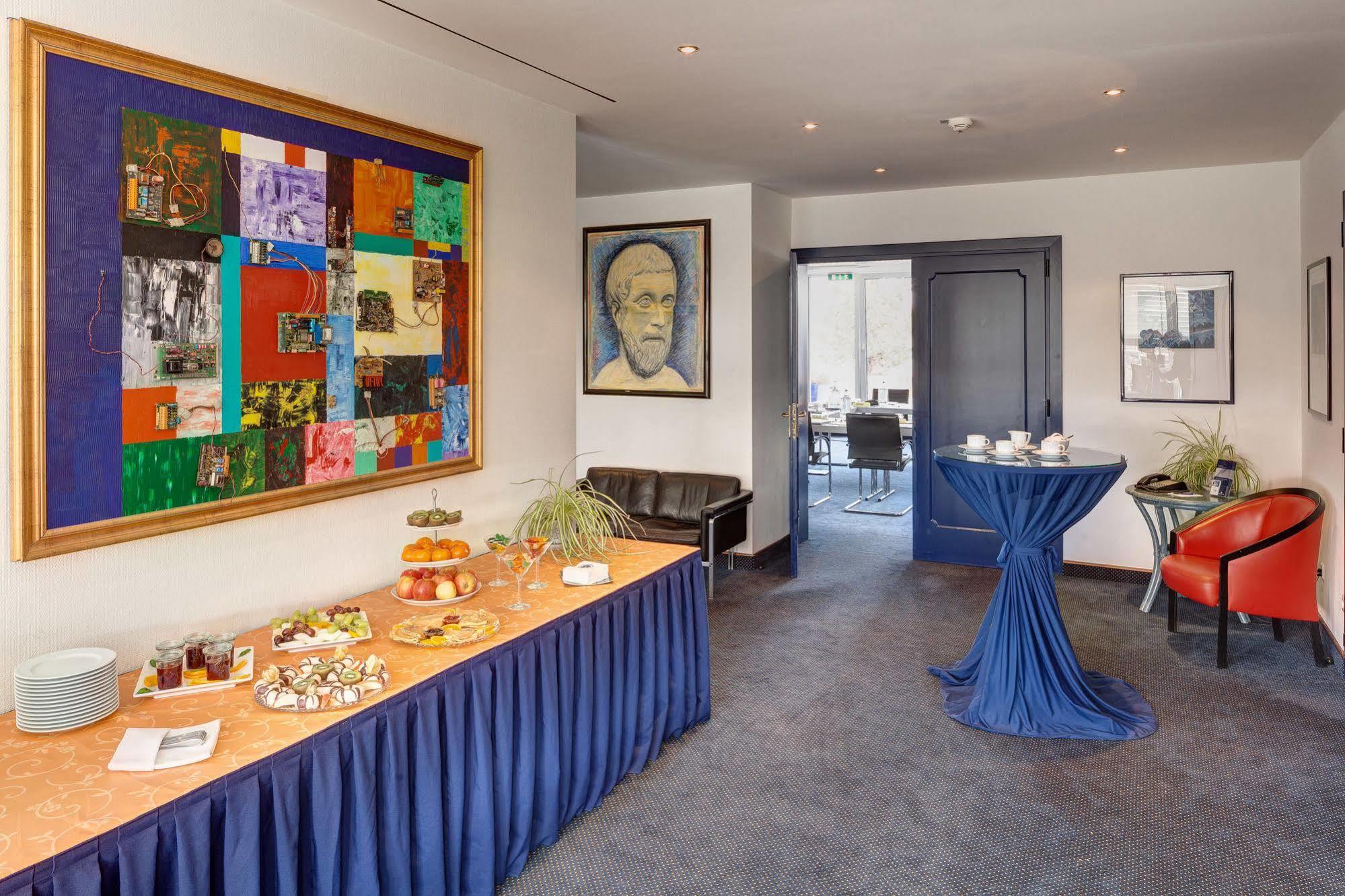 Hotel Alexander Am Zoo