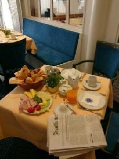 Alexander Am Zoo Hotel 4*